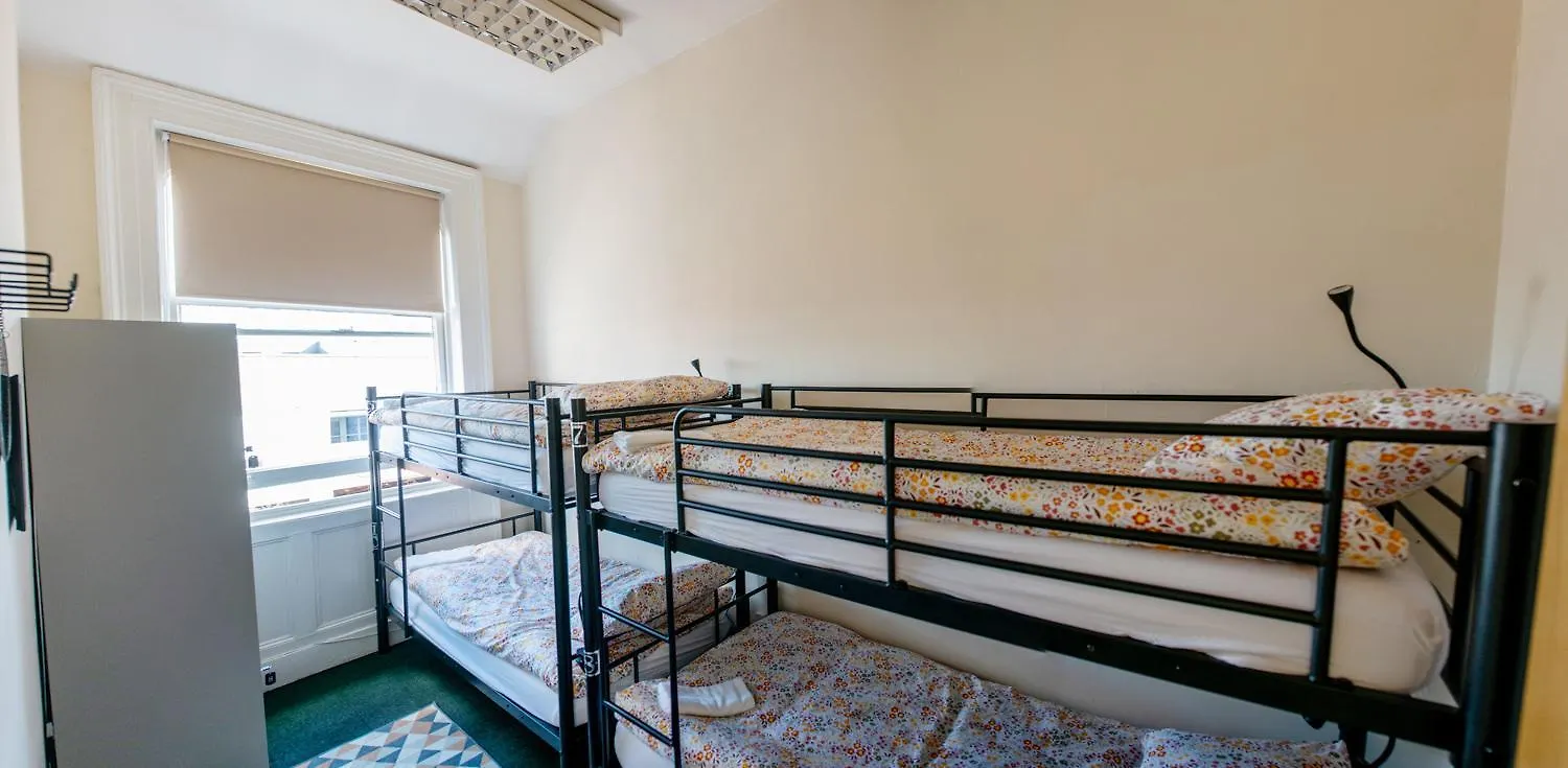 Botanic Avenue Hostel Less Than A Mile From The City Centre Belfast