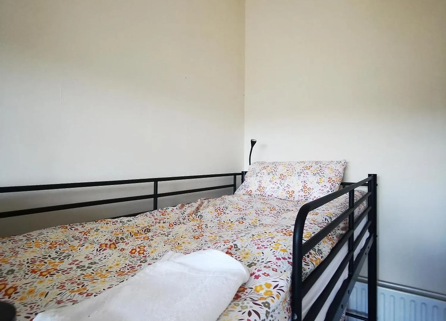 Botanic Avenue Hostel Less Than A Mile From The City Centre Belfast United Kingdom